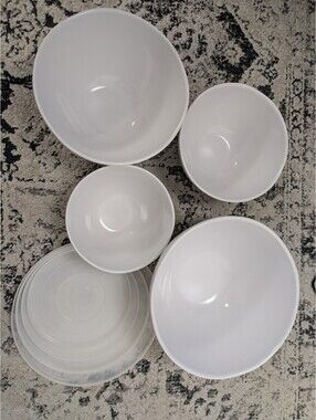 White Melamine Nesting Mixing Bowl Set of 4 with Lids 6 8 9.5 10.5 Inch Prep Set